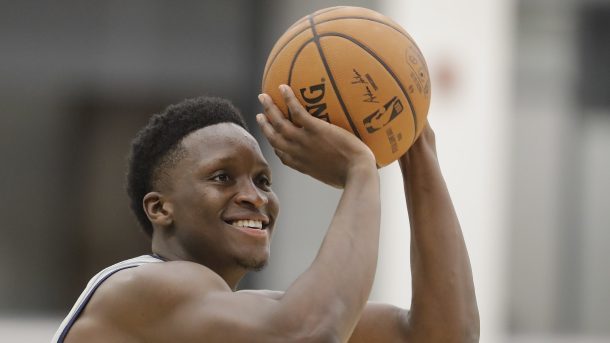 王洪亮：美国巴西身体强太多；若早跟她们踢热身赛或许会好些