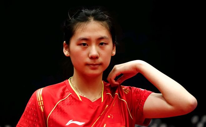 记者：兰克尔-泽经常在赛前要钱，首发迟迟不定也有他的原因