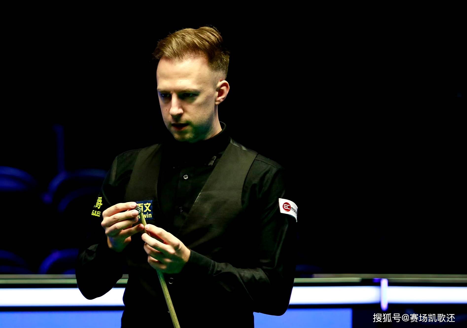 展带来了积 展带来了积