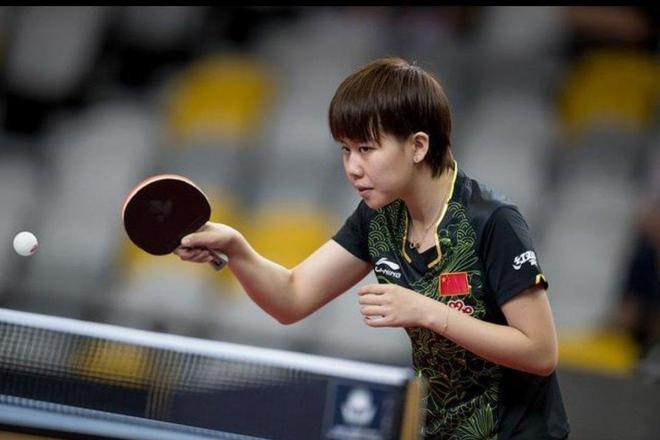 后防线接连 后防线接连